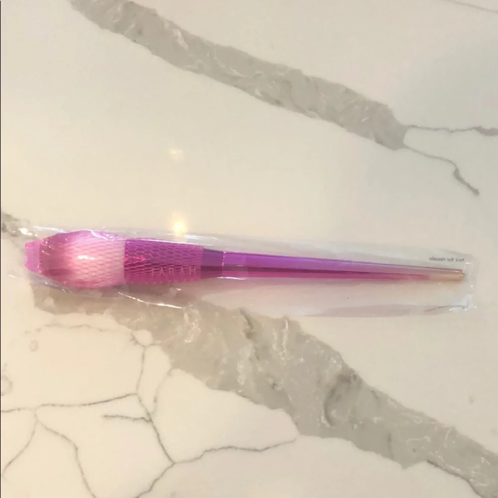 🌸5/$25🌸 Farah makeup brush
